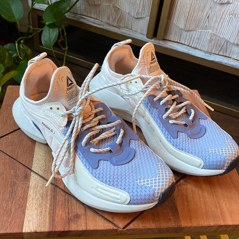 Reebok Sneakers